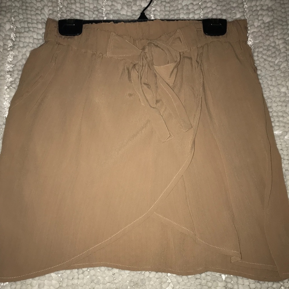 SUPER SEXY SKIRT!